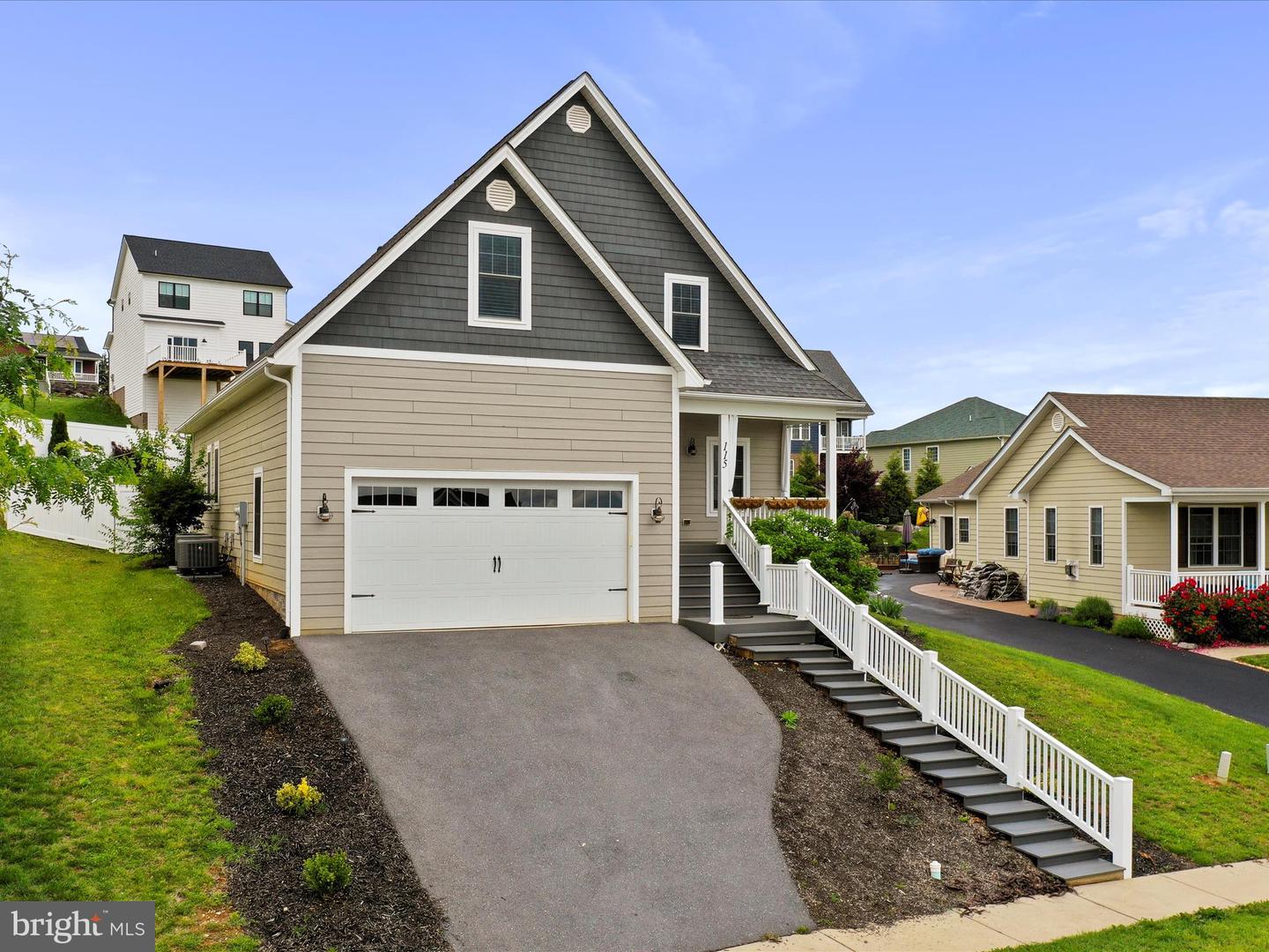 115 BEAUREGARD DR, STAUNTON, Virginia 24401, 3 Bedrooms Bedrooms, ,2 BathroomsBathrooms,Residential,For sale,115 BEAUREGARD DR,VASC2000738 MLS # VASC2000738