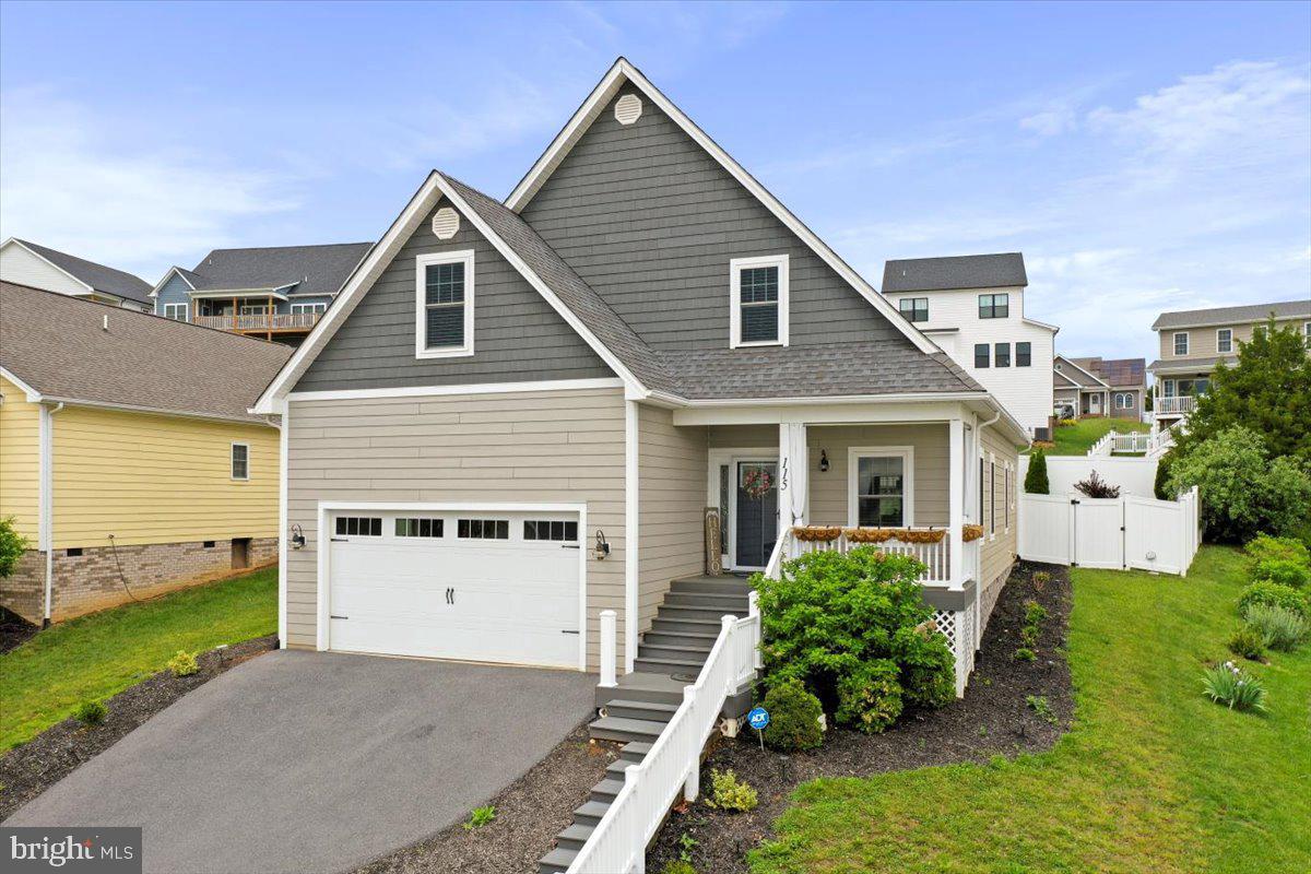 115 BEAUREGARD DR, STAUNTON, Virginia 24401, 3 Bedrooms Bedrooms, ,2 BathroomsBathrooms,Residential,For sale,115 BEAUREGARD DR,VASC2000738 MLS # VASC2000738