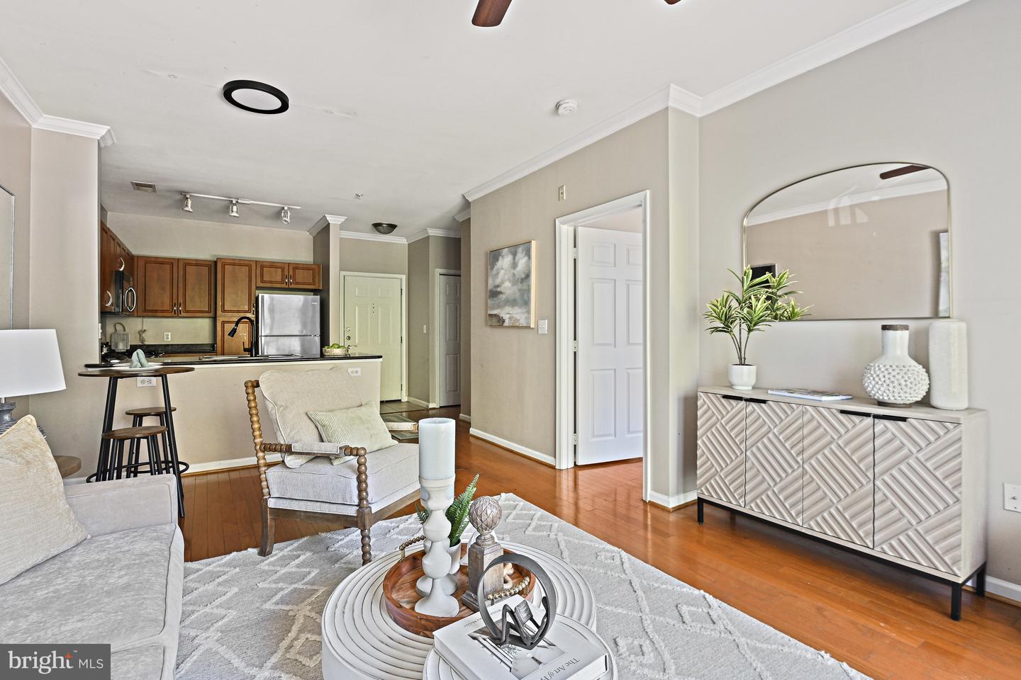 12945 CENTRE PARK CIR #208, HERNDON, Virginia 20171, 1 Bedroom Bedrooms, ,1 BathroomBathrooms,Residential,For sale,12945 CENTRE PARK CIR #208,VAFX2275230 MLS # VAFX2275230