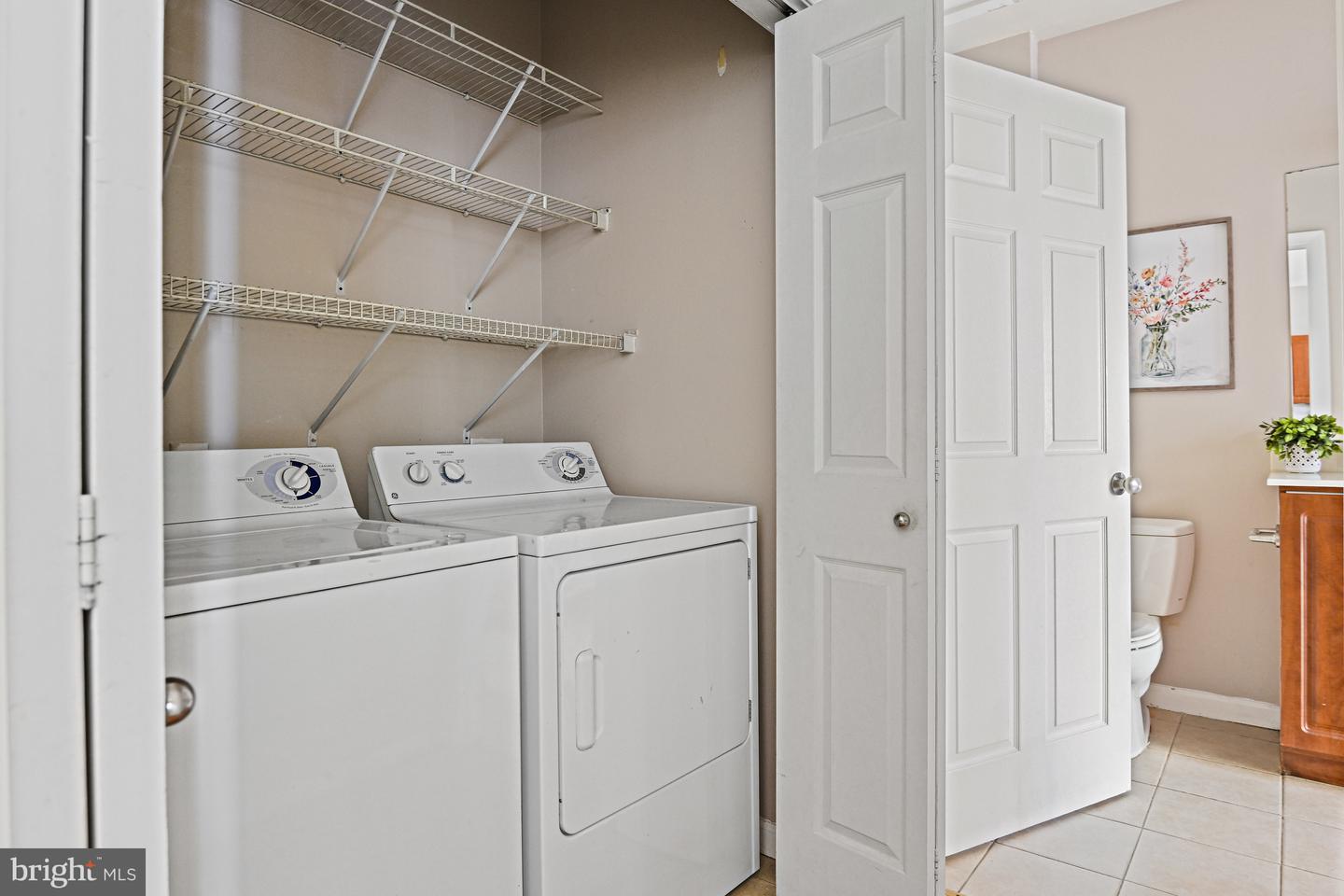12945 CENTRE PARK CIR #208, HERNDON, Virginia 20171, 1 Bedroom Bedrooms, ,1 BathroomBathrooms,Residential,For sale,12945 CENTRE PARK CIR #208,VAFX2275230 MLS # VAFX2275230
