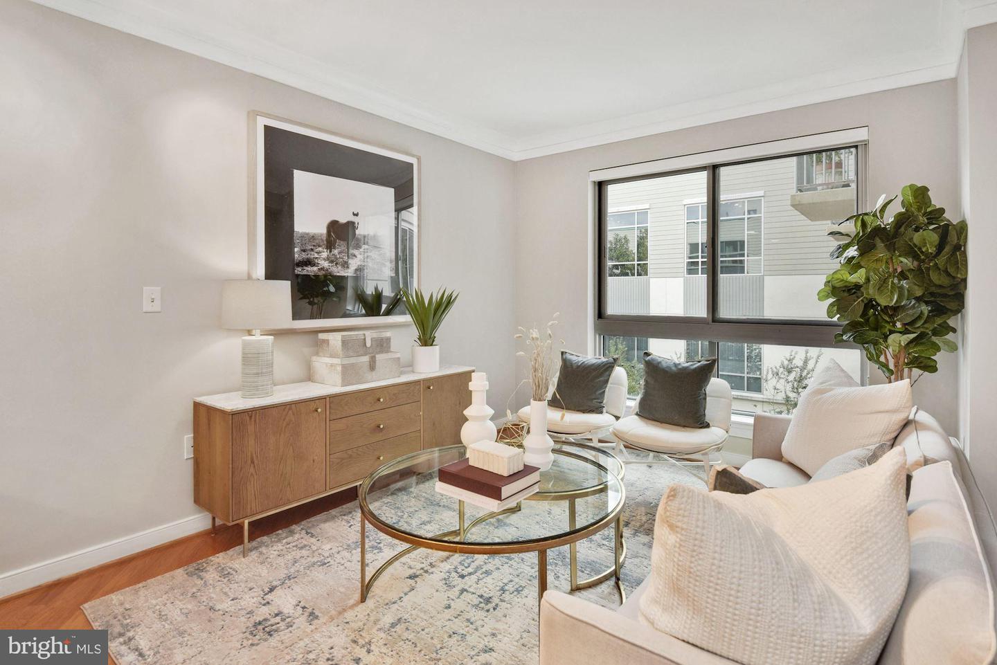 777 7TH ST NW #1013, WASHINGTON, District Of Columbia 20001, 2 Bedrooms Bedrooms, ,2 BathroomsBathrooms,Residential,For sale,777 7TH ST NW #1013,DCDC2227780 MLS # DCDC2227780