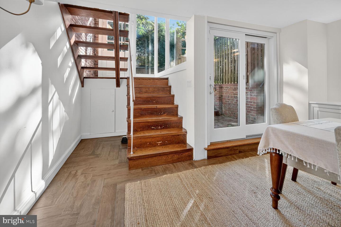 1511 34TH ST NW, WASHINGTON, District Of Columbia 20007, 4 Bedrooms Bedrooms, ,3 BathroomsBathrooms,Residential,For sale,1511 34TH ST NW,DCDC2227782 MLS # DCDC2227782