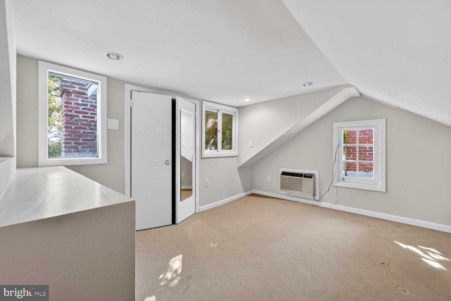 1511 34TH ST NW, WASHINGTON, District Of Columbia 20007, 4 Bedrooms Bedrooms, ,3 BathroomsBathrooms,Residential,For sale,1511 34TH ST NW,DCDC2227782 MLS # DCDC2227782