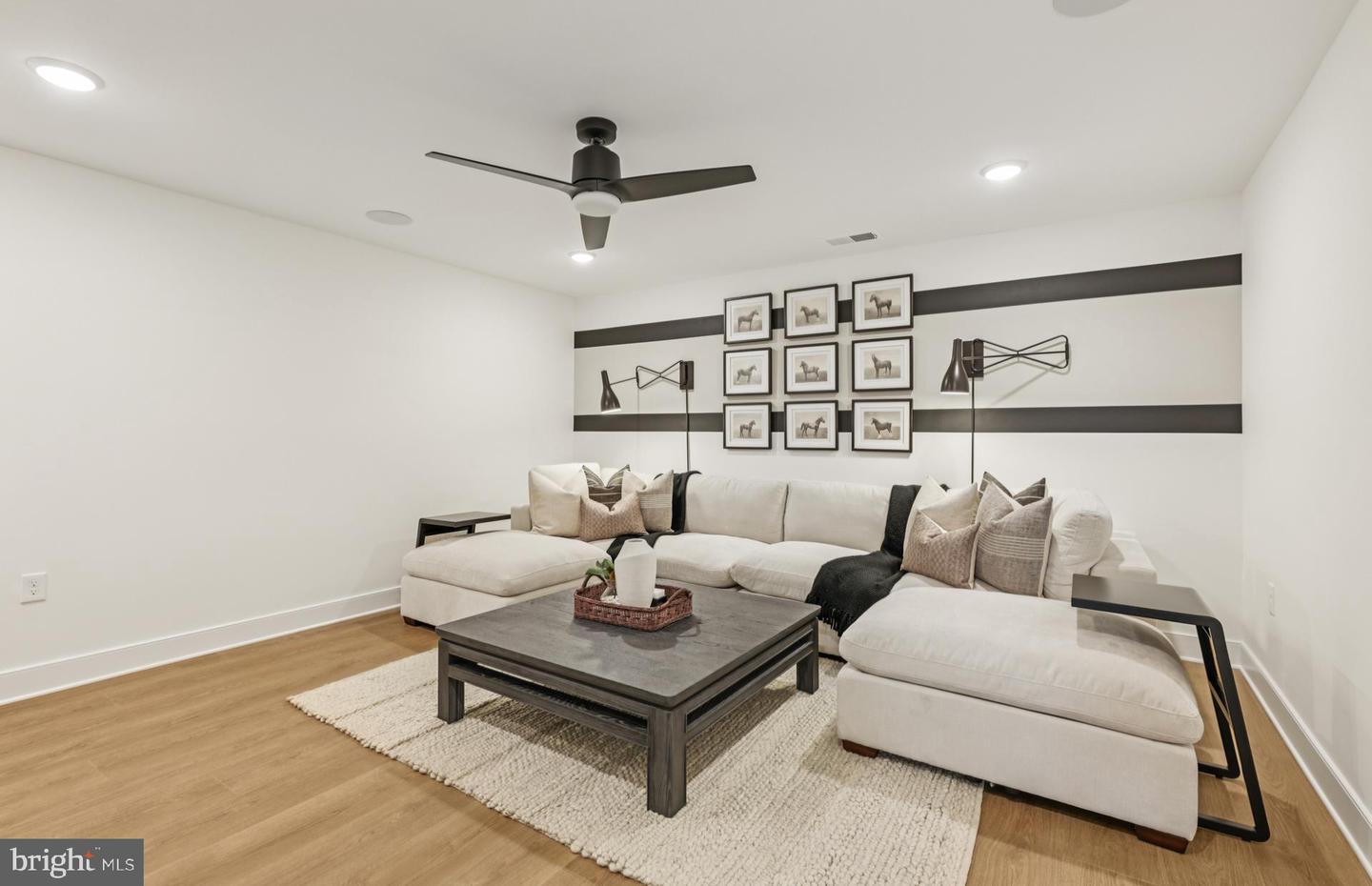 6156 AMBER LN #2, HAYMARKET, Virginia 20169, 3 Bedrooms Bedrooms, ,2 BathroomsBathrooms,Residential,For sale,6156 AMBER LN #2,VAPW2106334 MLS # VAPW2106334 6156 AMBER LN #2, HAYMARKET, Virginia 20169, 3 Bedrooms Bedrooms, ,2 BathroomsBathrooms,Residential,For sale,6156 AMBER LN #2,VAPW2106334 MLS # VAPW2106334