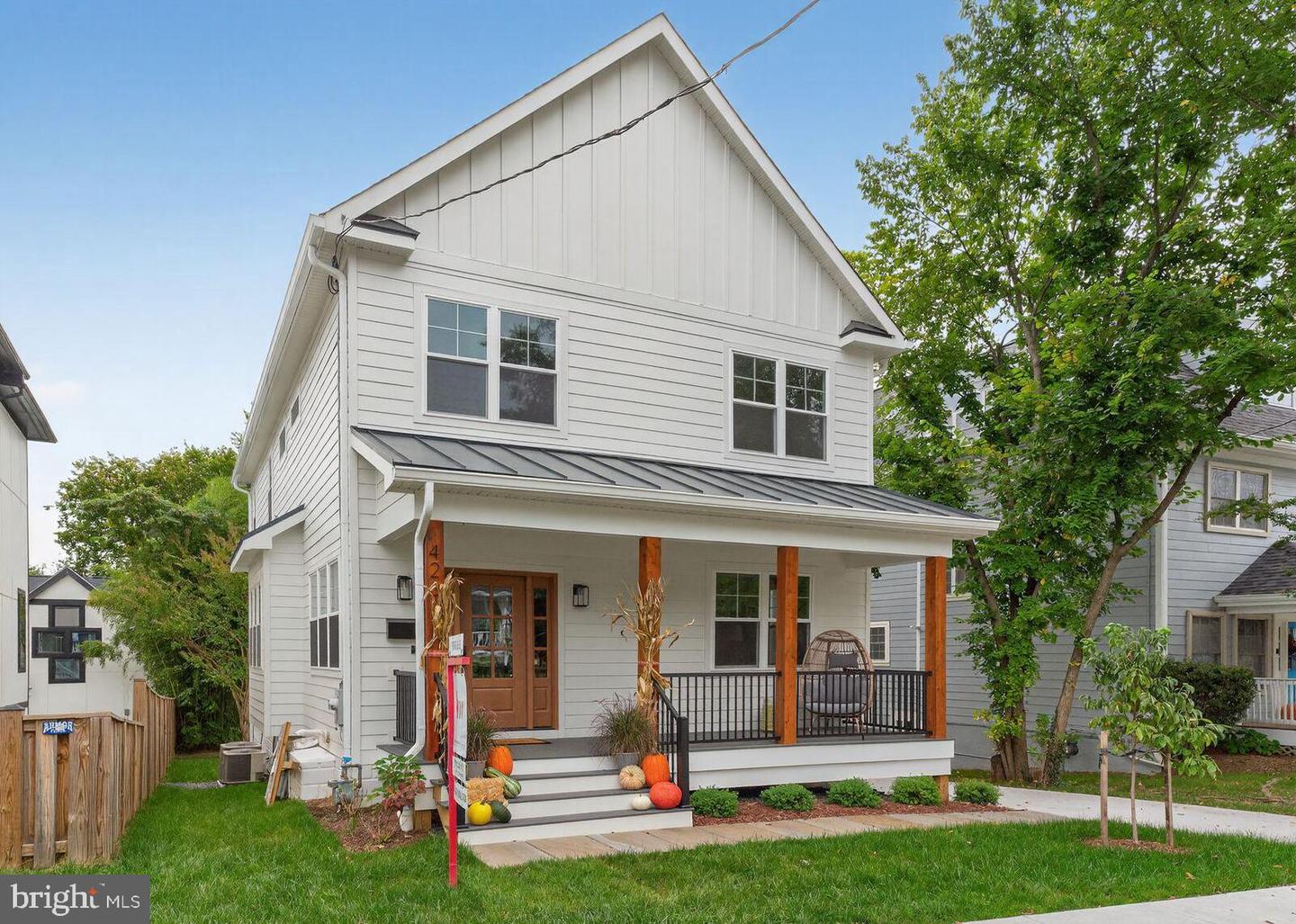 423 N CLEVELAND ST, ARLINGTON, Virginia 22201, 5 Bedrooms Bedrooms, ,5 BathroomsBathrooms,Residential,For sale,423 N CLEVELAND ST,VAAR2065148 MLS # VAAR2065148