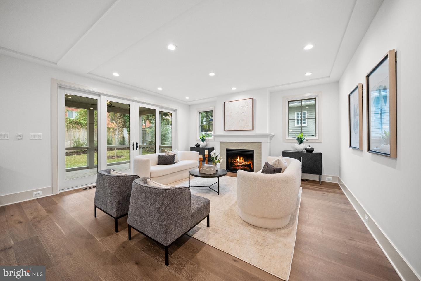 2133 N OAKLAND ST, ARLINGTON, Virginia 22207, 4 Bedrooms Bedrooms, ,4 BathroomsBathrooms,Residential,For sale,2133 N OAKLAND ST,VAAR2065150 MLS # VAAR2065150