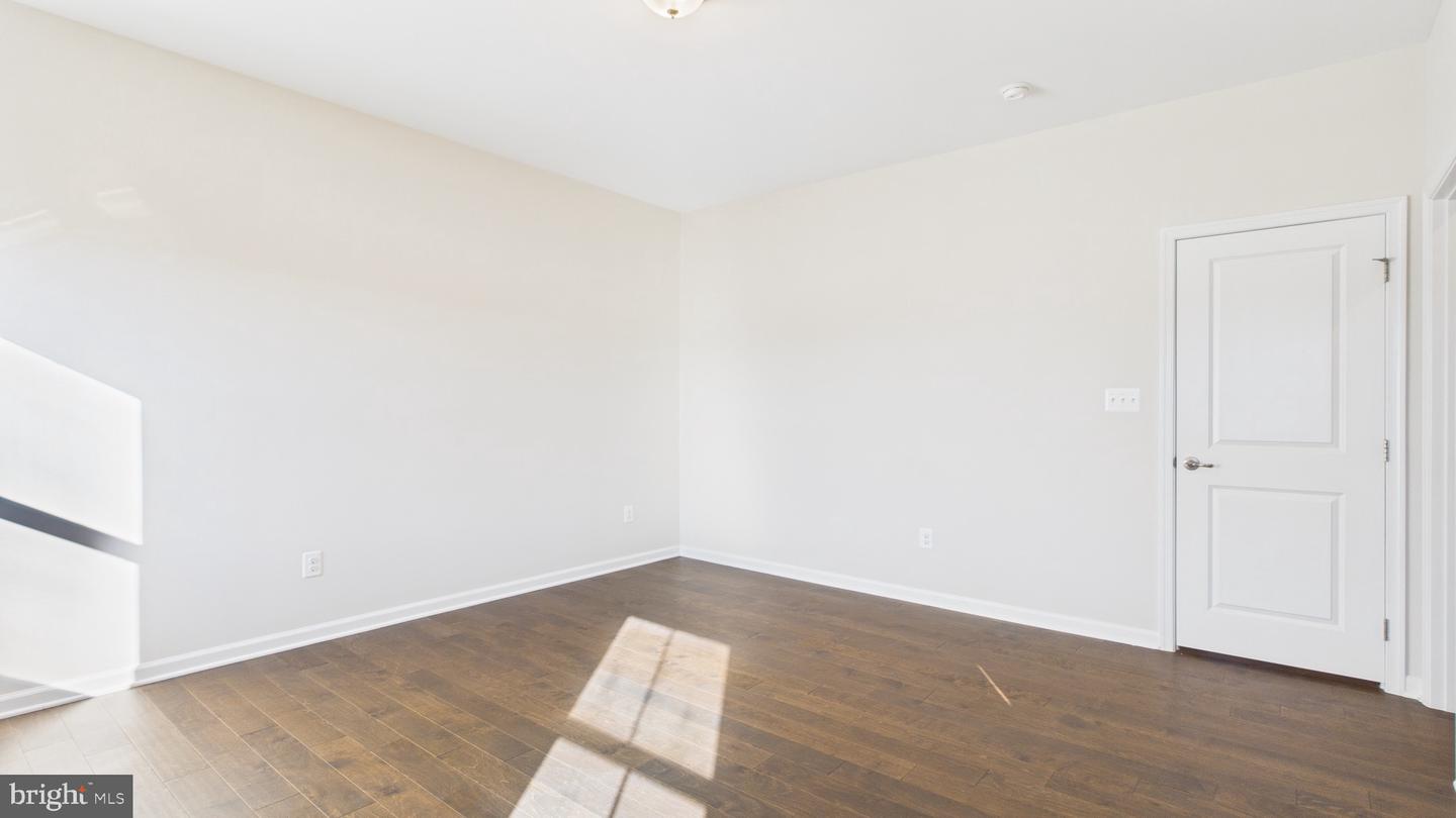 8909 FOXWAY RIDGE LN, MANASSAS, Virginia 20110, 4 Bedrooms Bedrooms, ,3 BathroomsBathrooms,Residential,For sale,8909 FOXWAY RIDGE LN,VAPW2106338 MLS # VAPW2106338