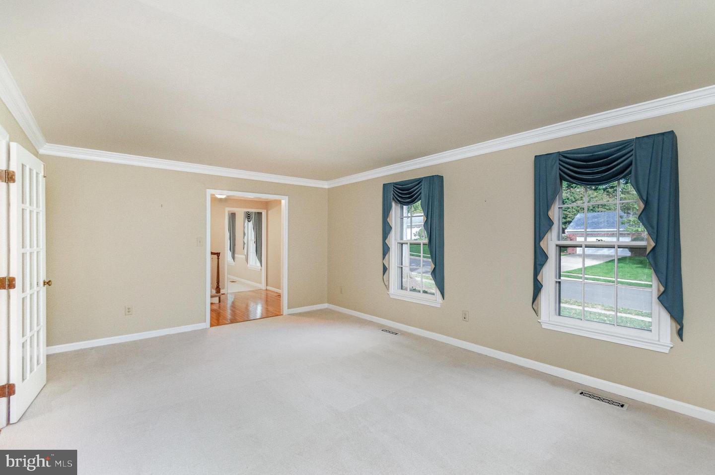 5413 WAYCROSS DR, ALEXANDRIA, Virginia 22310, 4 Bedrooms Bedrooms, ,2 BathroomsBathrooms,Residential,For sale,5413 WAYCROSS DR,VAFX2275170 MLS # VAFX2275170