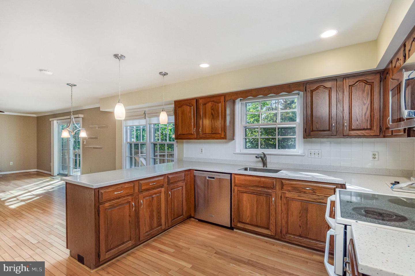 5413 WAYCROSS DR, ALEXANDRIA, Virginia 22310, 4 Bedrooms Bedrooms, ,2 BathroomsBathrooms,Residential,For sale,5413 WAYCROSS DR,VAFX2275170 MLS # VAFX2275170