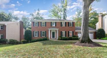 5413 WAYCROSS DR, ALEXANDRIA, Virginia 22310, 4 Bedrooms Bedrooms, ,2 BathroomsBathrooms,Residential,For sale,5413 WAYCROSS DR,VAFX2275170 MLS # VAFX2275170