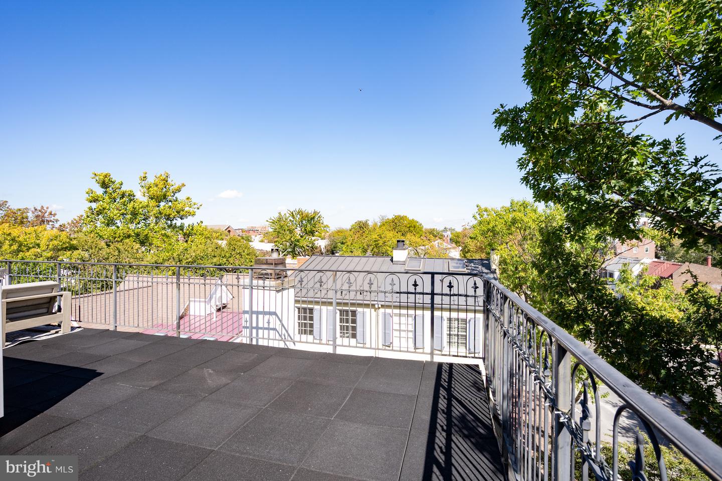 411 S COLUMBUS ST #8, ALEXANDRIA, Virginia 22314, 1 Bedroom Bedrooms, ,1 BathroomBathrooms,Residential,For sale,411 S COLUMBUS ST #8,VAAX2051006 MLS # VAAX2051006