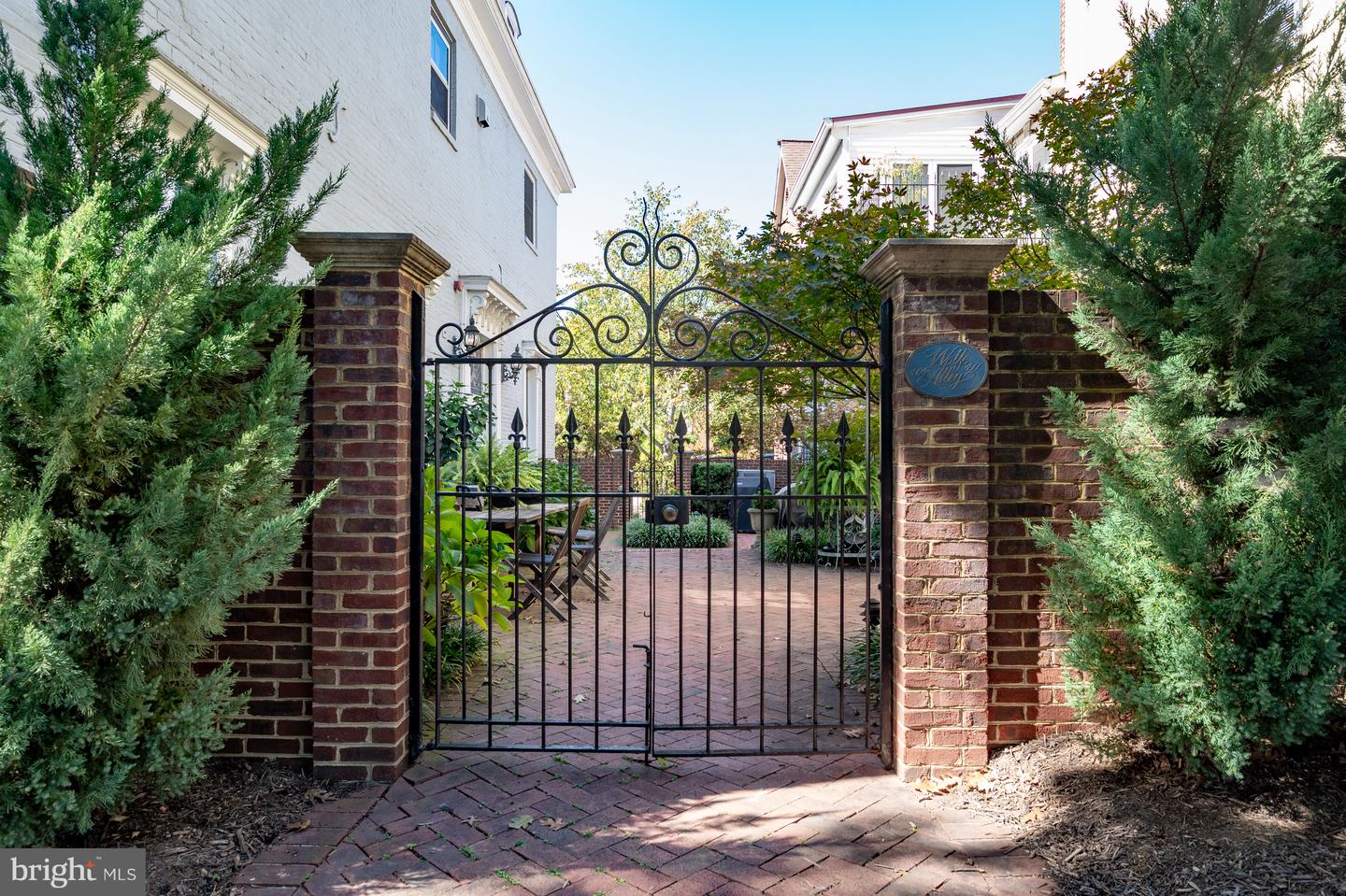 411 S COLUMBUS ST #8, ALEXANDRIA, Virginia 22314, 1 Bedroom Bedrooms, ,1 BathroomBathrooms,Residential,For sale,411 S COLUMBUS ST #8,VAAX2051006 MLS # VAAX2051006