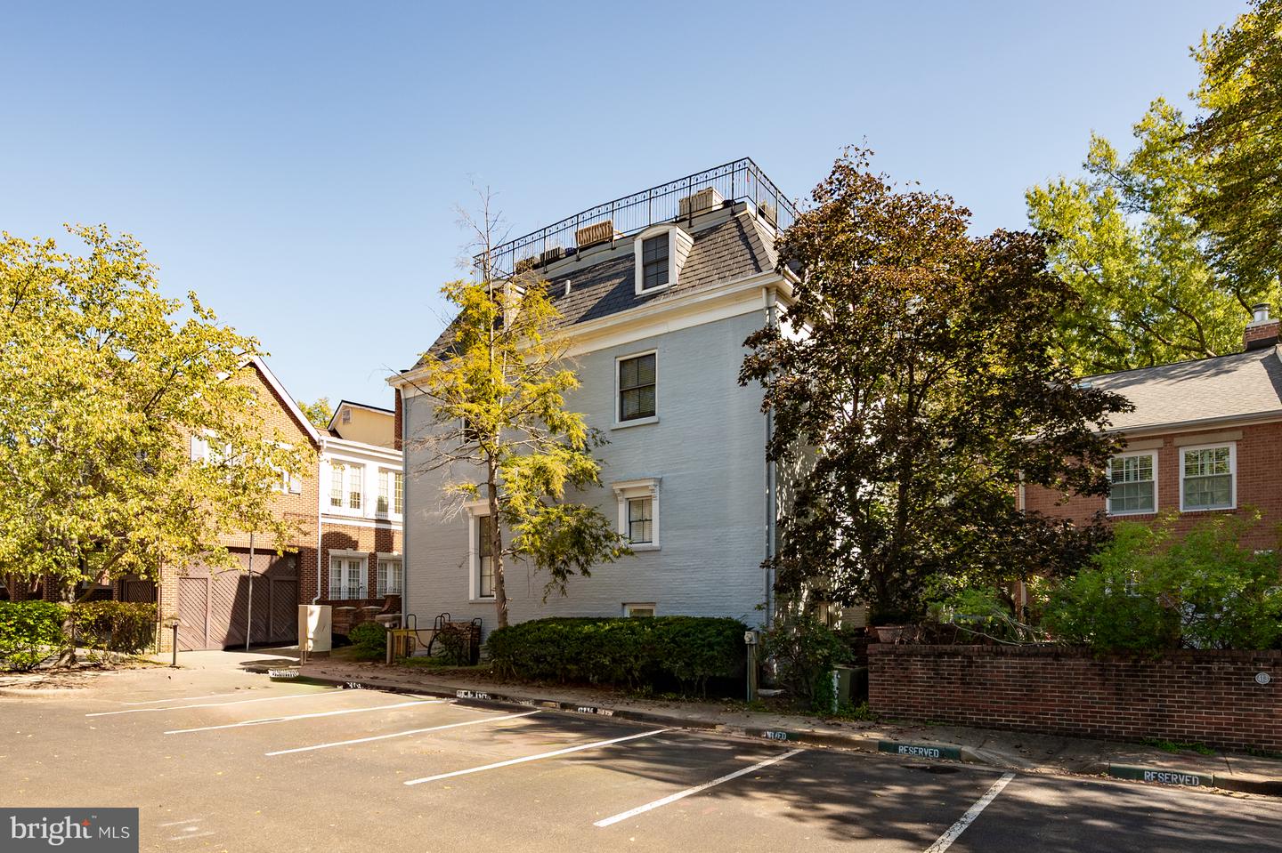 411 S COLUMBUS ST #8, ALEXANDRIA, Virginia 22314, 1 Bedroom Bedrooms, ,1 BathroomBathrooms,Residential,For sale,411 S COLUMBUS ST #8,VAAX2051006 MLS # VAAX2051006