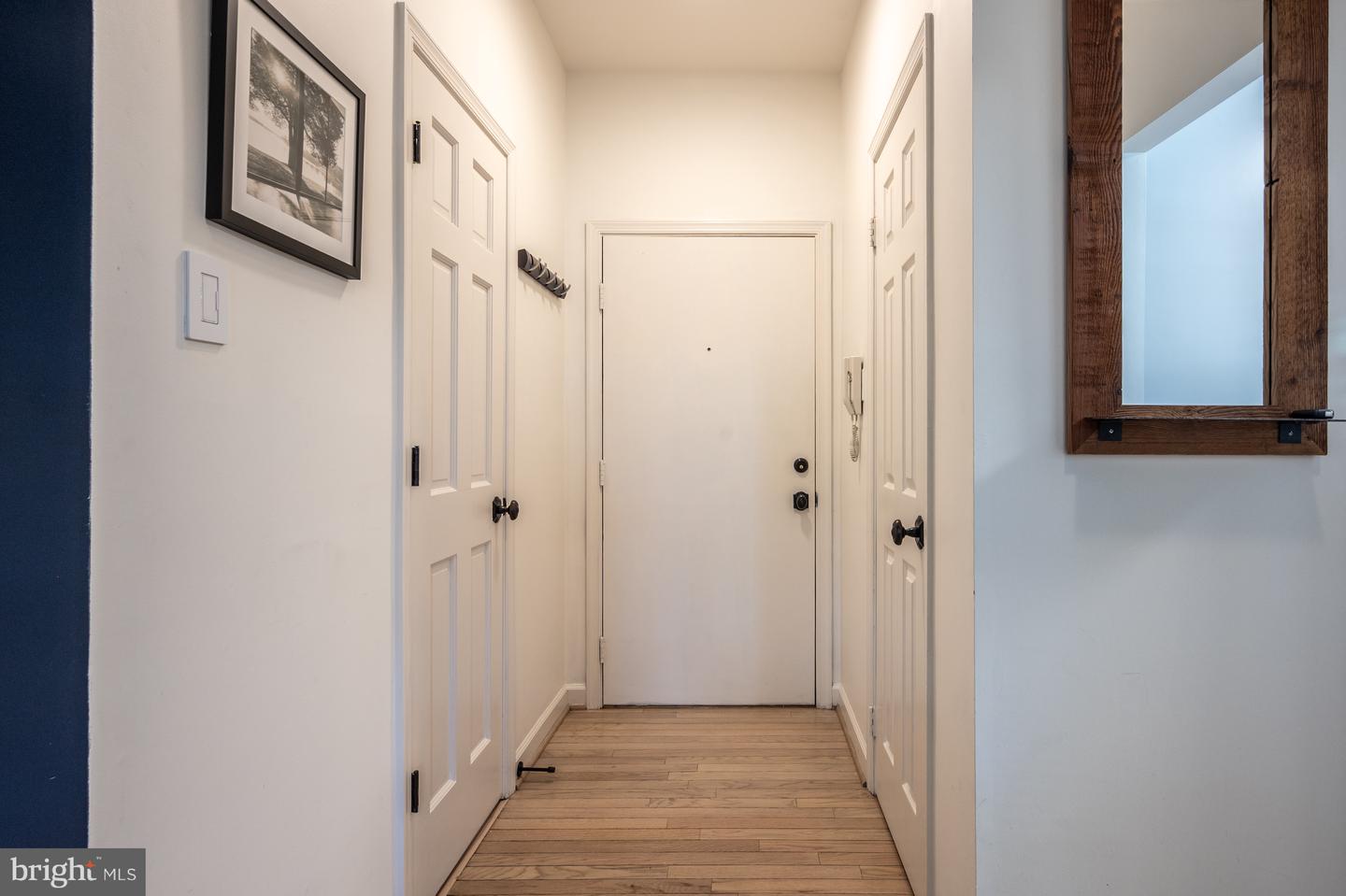 411 S COLUMBUS ST #8, ALEXANDRIA, Virginia 22314, 1 Bedroom Bedrooms, ,1 BathroomBathrooms,Residential,For sale,411 S COLUMBUS ST #8,VAAX2051006 MLS # VAAX2051006