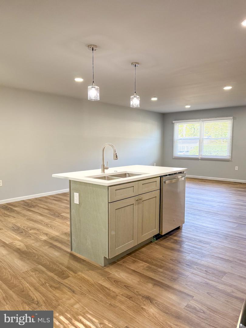 9274 BAYBERRY AVE, MANASSAS, Virginia 20110, 4 Bedrooms Bedrooms, ,3 BathroomsBathrooms,Residential,For sale,9274 BAYBERRY AVE,VAMN2009528 MLS # VAMN2009528