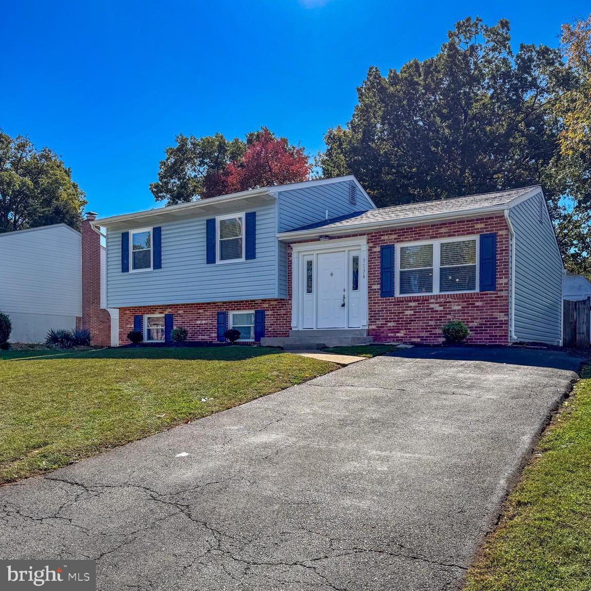 9274 BAYBERRY AVE, MANASSAS, Virginia 20110, 4 Bedrooms Bedrooms, ,3 BathroomsBathrooms,Residential,For sale,9274 BAYBERRY AVE,VAMN2009528 MLS # VAMN2009528