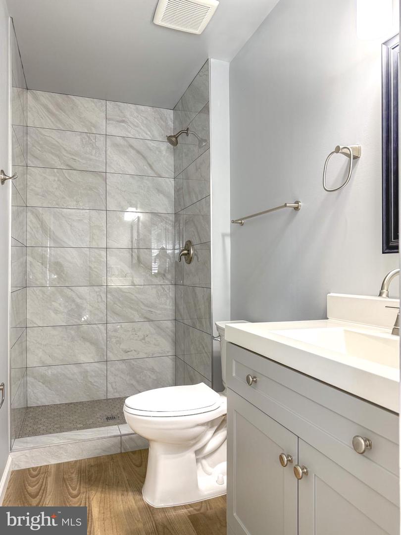 9274 BAYBERRY AVE, MANASSAS, Virginia 20110, 4 Bedrooms Bedrooms, ,3 BathroomsBathrooms,Residential,For sale,9274 BAYBERRY AVE,VAMN2009528 MLS # VAMN2009528
