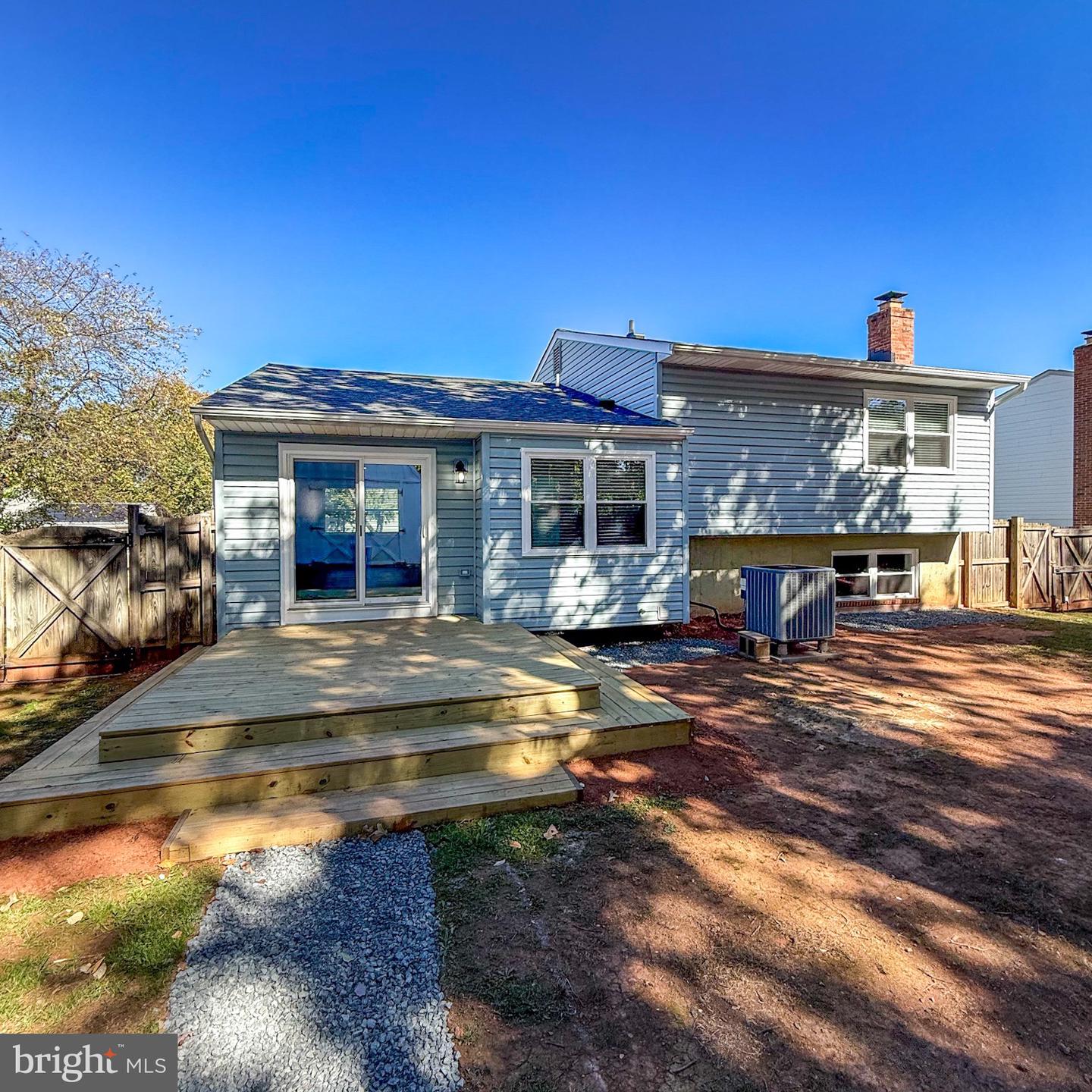 9274 BAYBERRY AVE, MANASSAS, Virginia 20110, 4 Bedrooms Bedrooms, ,3 BathroomsBathrooms,Residential,For sale,9274 BAYBERRY AVE,VAMN2009528 MLS # VAMN2009528