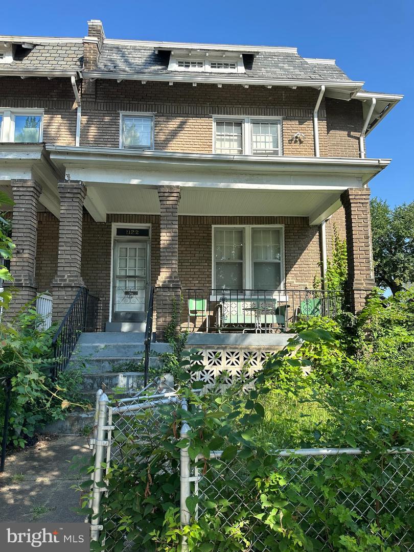 1122 HOLBROOK ST NE, WASHINGTON, District Of Columbia 20002, 3 Bedrooms Bedrooms, ,1 BathroomBathrooms,Residential,For sale,1122 HOLBROOK ST NE,DCDC2227924 MLS # DCDC2227924
