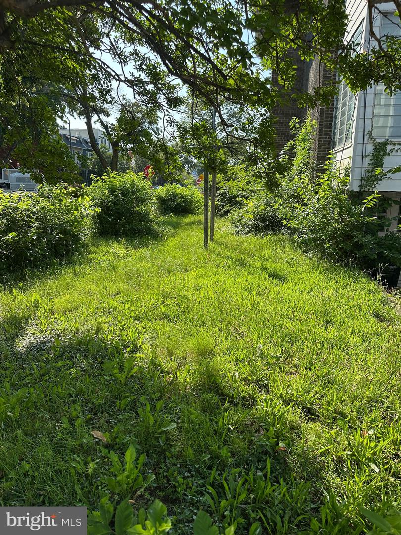 1122 HOLBROOK ST NE, WASHINGTON, District Of Columbia 20002, 3 Bedrooms Bedrooms, ,1 BathroomBathrooms,Residential,For sale,1122 HOLBROOK ST NE,DCDC2227924 MLS # DCDC2227924
