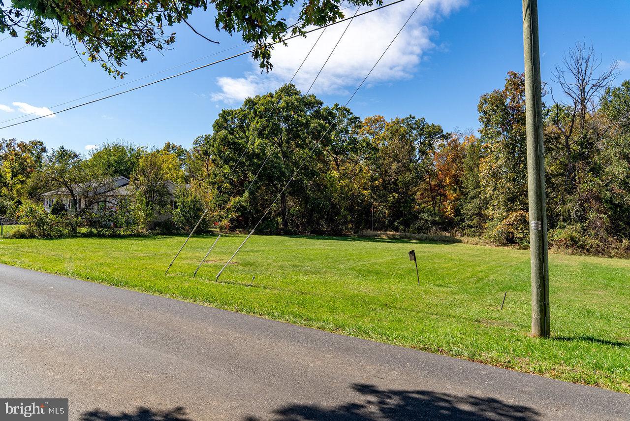 96 PARK AVE, GROTTOES, Virginia 24441, 3 Bedrooms Bedrooms, ,1 BathroomBathrooms,Residential,For sale,96 PARK AVE,VARO2002650 MLS # VARO2002650