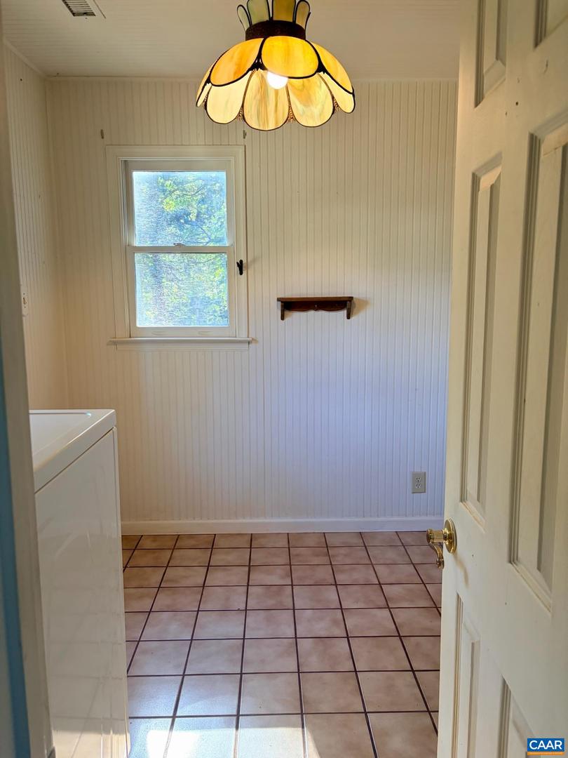 699 WINTON RD, AMHERST, Virginia 24521, 3 Bedrooms Bedrooms, ,2 BathroomsBathrooms,Residential,For sale,699 WINTON RD,670195 MLS # 670195