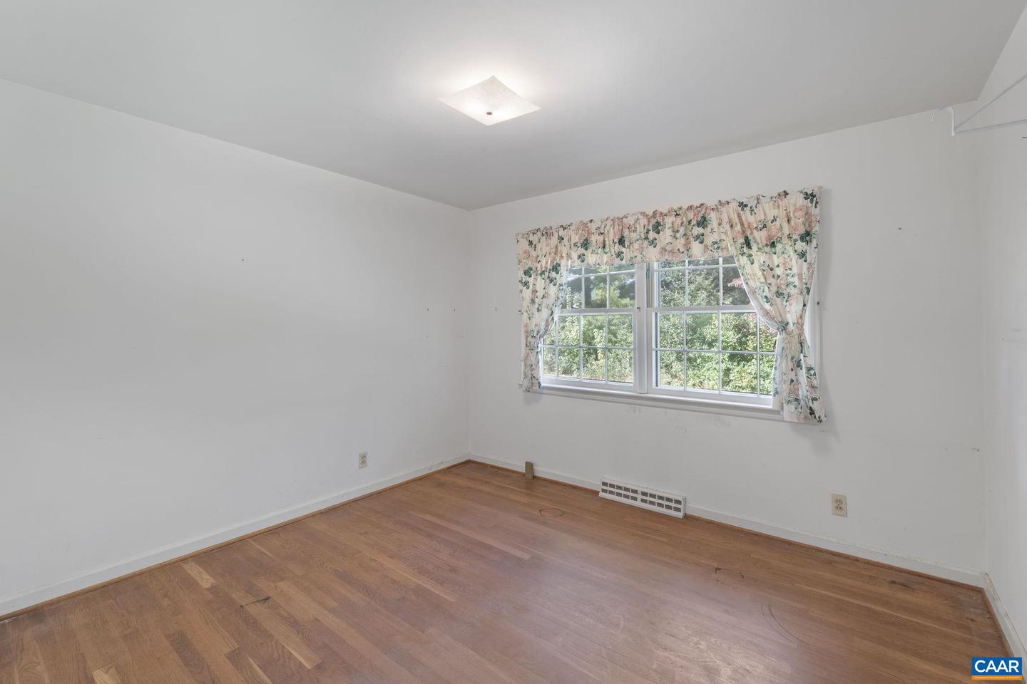 9281 DICK WOODS RD, AFTON, Virginia 22920, 3 Bedrooms Bedrooms, ,1 BathroomBathrooms,Residential,For sale,9281 DICK WOODS RD,670198 MLS # 670198