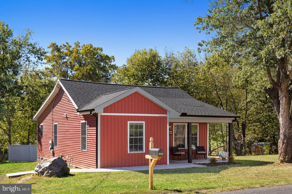 5079 ORCHARD DR, TIMBERVILLE, Virginia 22853, 3 Bedrooms Bedrooms, ,2 BathroomsBathrooms,Residential,For sale,5079 ORCHARD DR,VARO2002652 MLS # VARO2002652