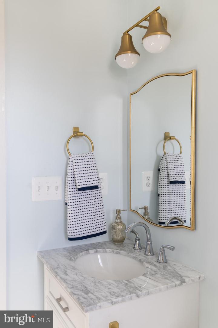 6469 SECOND ST, ALEXANDRIA, Virginia 22312, 4 Bedrooms Bedrooms, ,4 BathroomsBathrooms,Residential,For sale,6469 SECOND ST,VAFX2275276 MLS # VAFX2275276