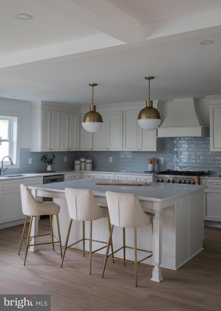 6469 SECOND ST, ALEXANDRIA, Virginia 22312, 4 Bedrooms Bedrooms, ,4 BathroomsBathrooms,Residential,For sale,6469 SECOND ST,VAFX2275276 MLS # VAFX2275276