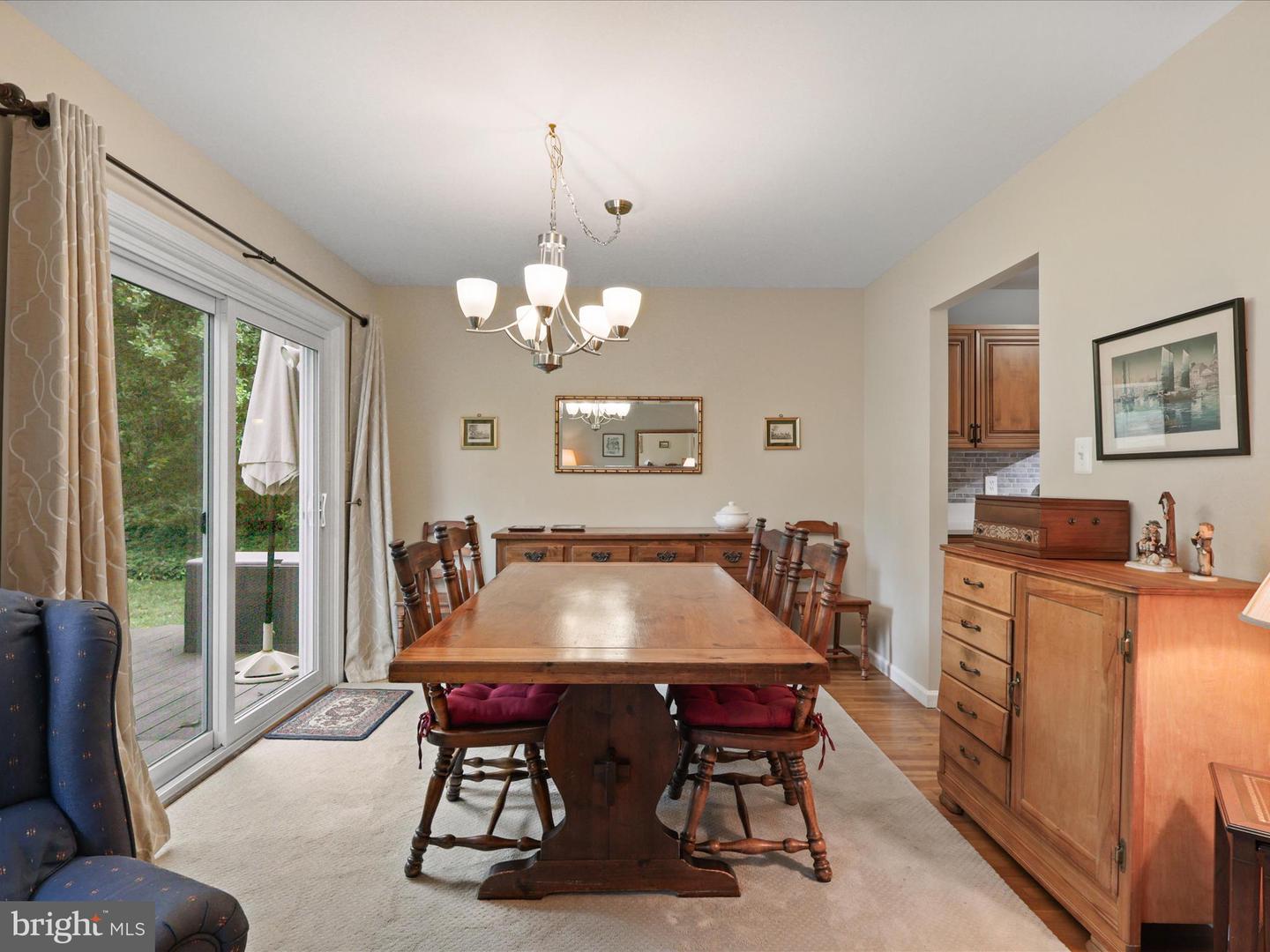 8112 BRIAR CREEK DR, ANNANDALE, Virginia 22003, 5 Bedrooms Bedrooms, 13 Rooms Rooms,2 BathroomsBathrooms,Residential,For sale,8112 BRIAR CREEK DR,VAFX2275278 MLS # VAFX2275278