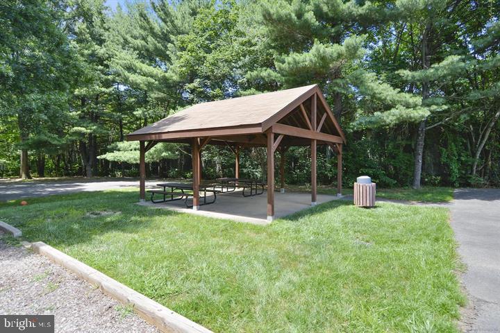2777 GROVEMORE LN, VIENNA, Virginia 22180, 3 Bedrooms Bedrooms, ,1 BathroomBathrooms,Residential,For sale,2777 GROVEMORE LN,VAFX2275288 MLS # VAFX2275288