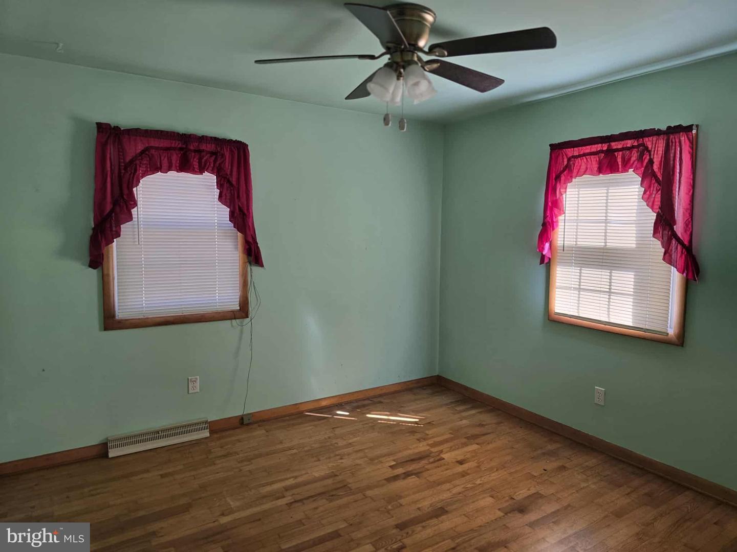 915 LEON RD, CULPEPER, Virginia 22701, 3 Bedrooms Bedrooms, ,1 BathroomBathrooms,Residential,For sale,915 LEON RD,VAMA2002504 MLS # VAMA2002504