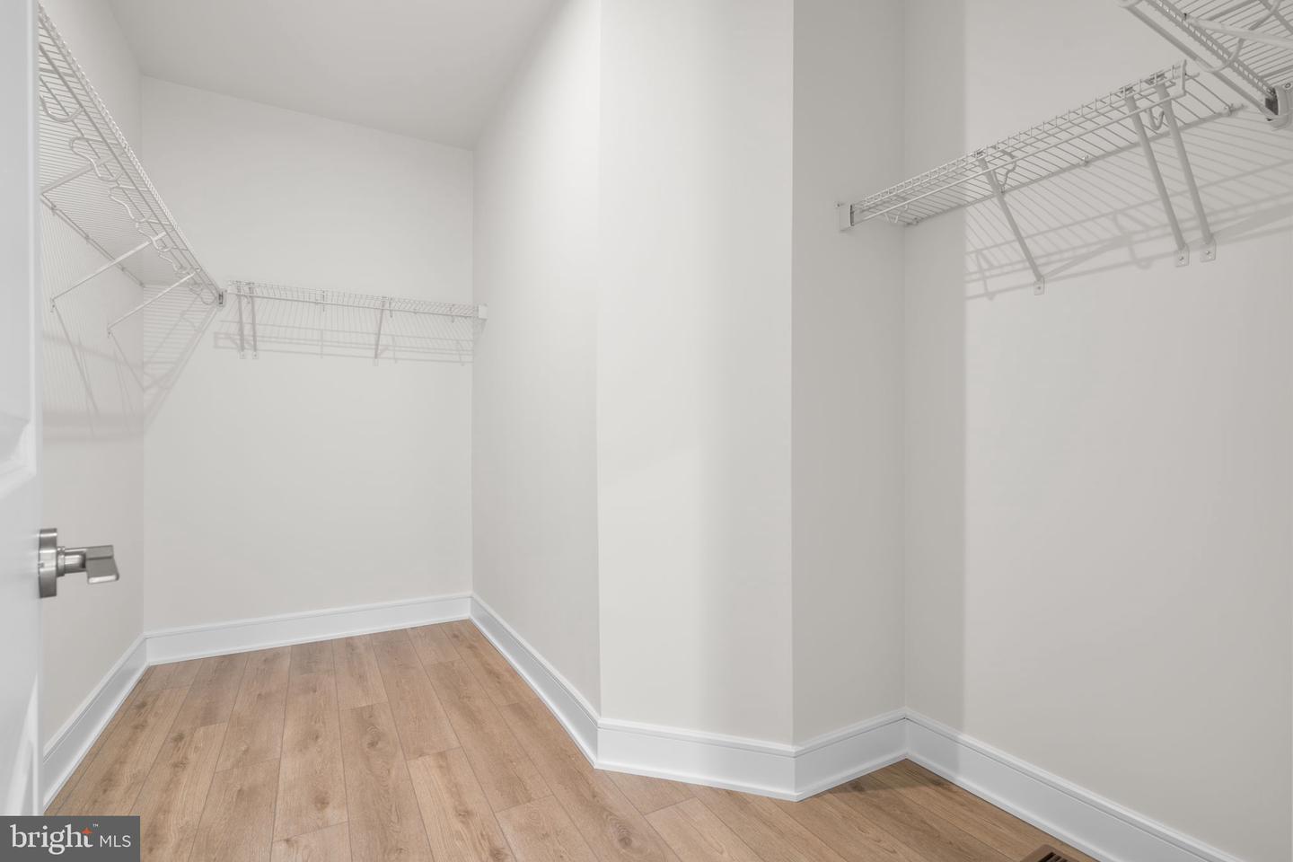 21744 DOLLIS HILL TER, BROADLANDS, Virginia 20148, 3 Bedrooms Bedrooms, ,2 BathroomsBathrooms,Residential,For sale,21744 DOLLIS HILL TER,VALO2109298 MLS # VALO2109298