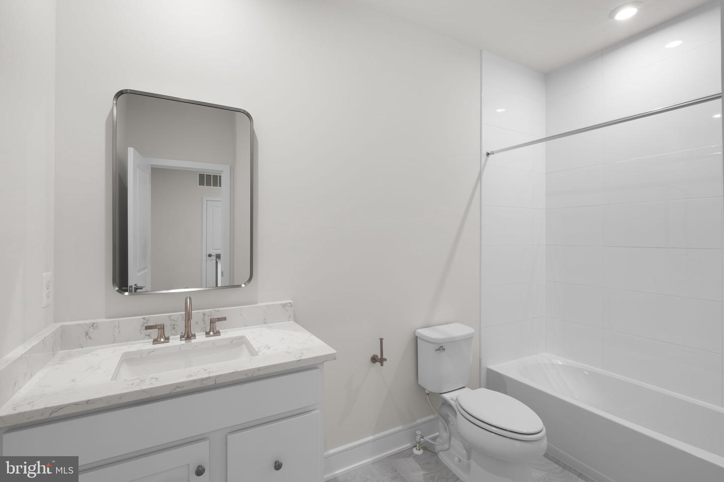 21744 DOLLIS HILL TER, BROADLANDS, Virginia 20148, 3 Bedrooms Bedrooms, ,2 BathroomsBathrooms,Residential,For sale,21744 DOLLIS HILL TER,VALO2109298 MLS # VALO2109298