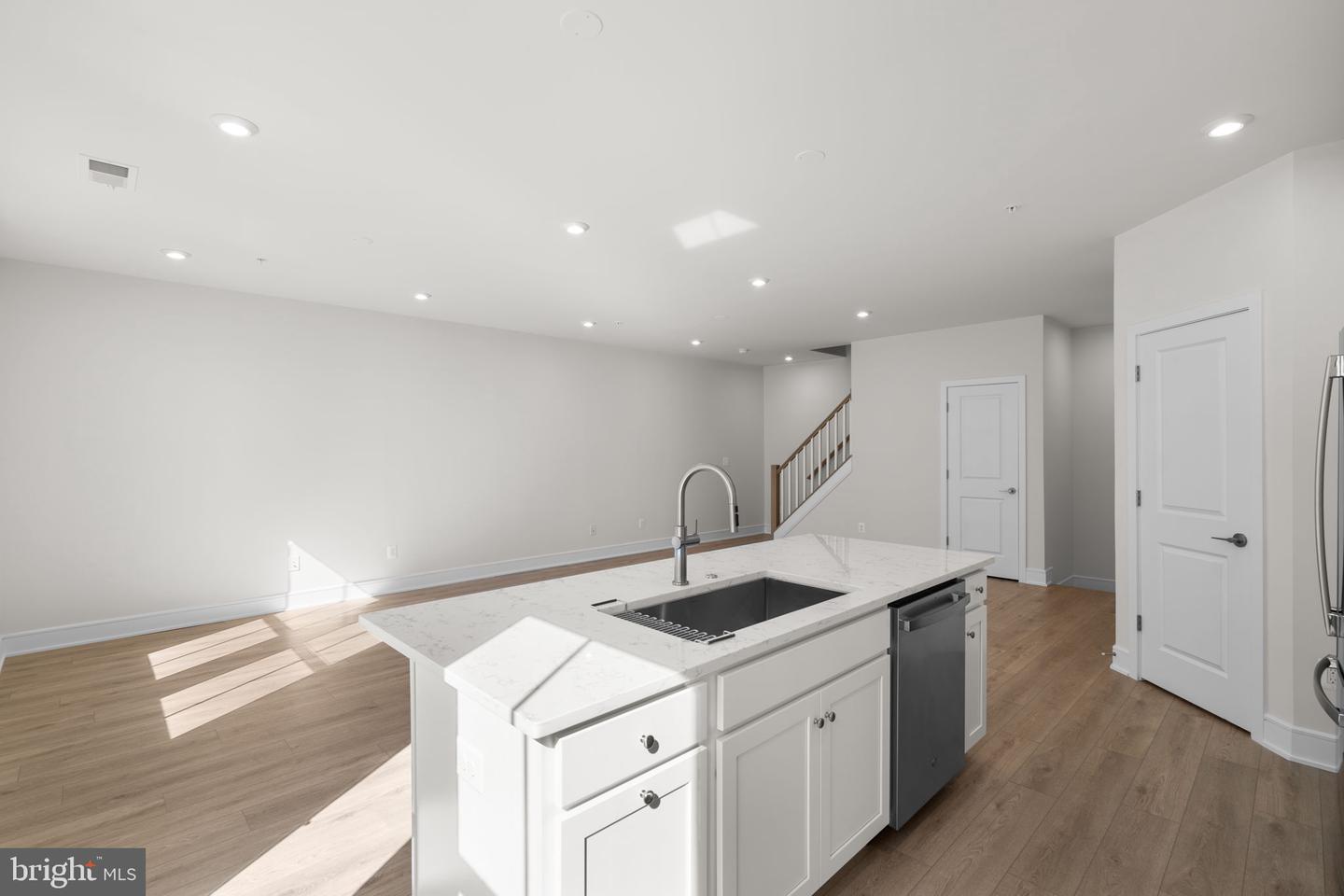 21744 DOLLIS HILL TER, BROADLANDS, Virginia 20148, 3 Bedrooms Bedrooms, ,2 BathroomsBathrooms,Residential,For sale,21744 DOLLIS HILL TER,VALO2109298 MLS # VALO2109298