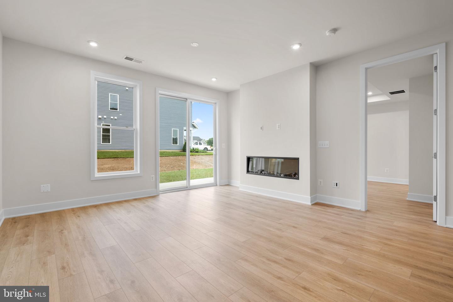 117 WAGTAIL LN, WINCHESTER, Virginia 22603, 3 Bedrooms Bedrooms, ,2 BathroomsBathrooms,Residential,For sale,117 WAGTAIL LN,VAFV2037530 MLS # VAFV2037530