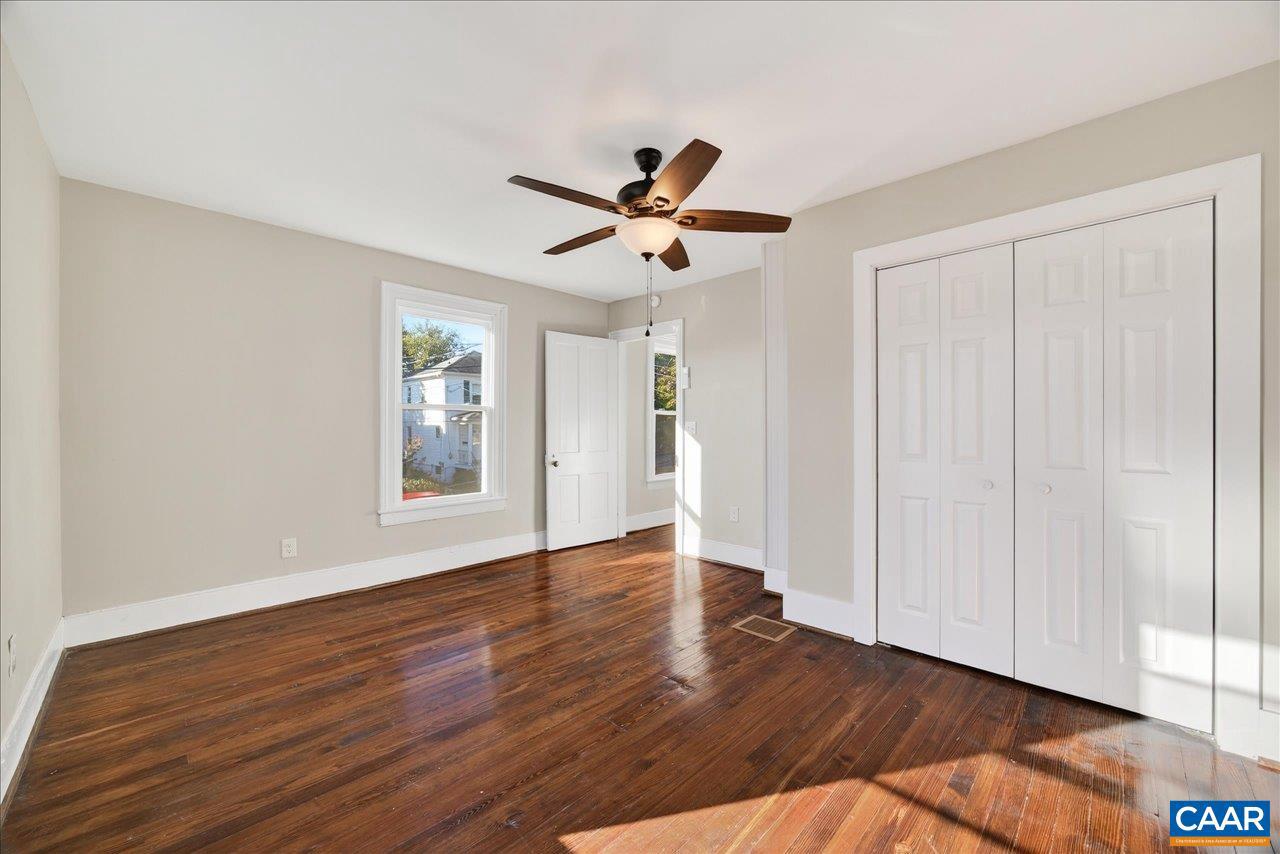 9 E LIBERTY ST, STAUNTON, Virginia 24401, 3 Bedrooms Bedrooms, ,1 BathroomBathrooms,Residential,For sale,9 E LIBERTY ST,670191 MLS # 670191