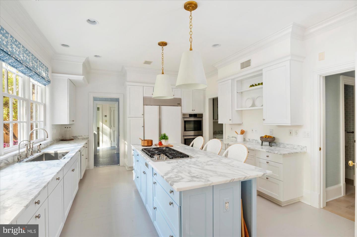 2950 CHAIN BRIDGE RD NW, WASHINGTON, District Of Columbia 20016, 6 Bedrooms Bedrooms, ,7 BathroomsBathrooms,Residential,For sale,2950 CHAIN BRIDGE RD NW,DCDC2227966 MLS # DCDC2227966