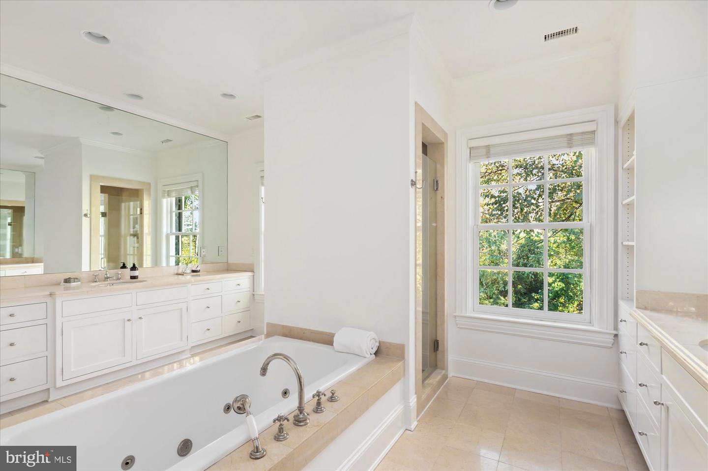 2950 CHAIN BRIDGE RD NW, WASHINGTON, District Of Columbia 20016, 6 Bedrooms Bedrooms, ,7 BathroomsBathrooms,Residential,For sale,2950 CHAIN BRIDGE RD NW,DCDC2227966 MLS # DCDC2227966