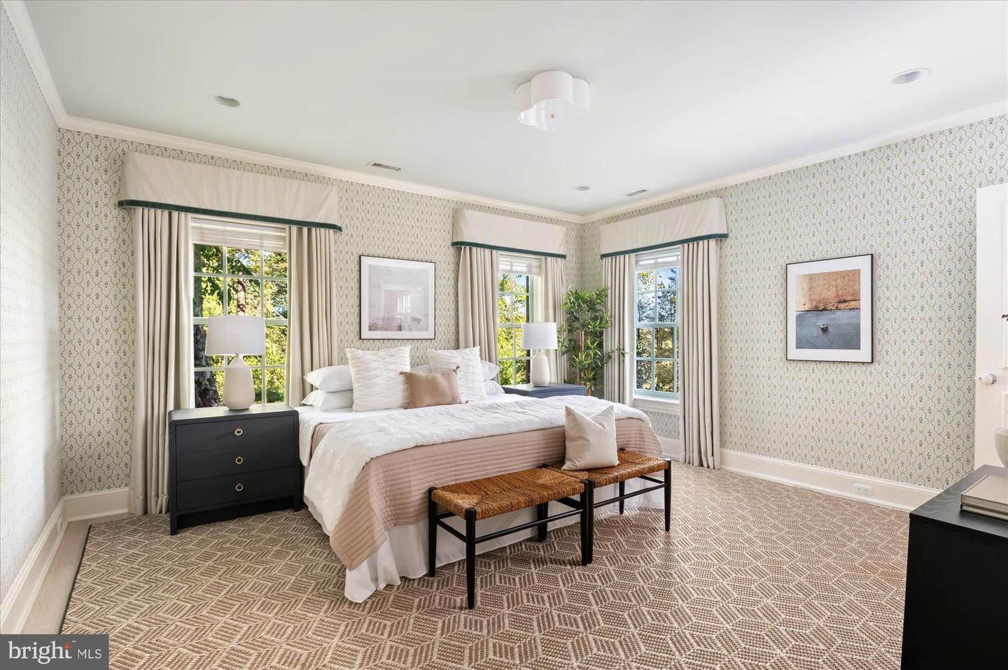 2950 CHAIN BRIDGE RD NW, WASHINGTON, District Of Columbia 20016, 6 Bedrooms Bedrooms, ,7 BathroomsBathrooms,Residential,For sale,2950 CHAIN BRIDGE RD NW,DCDC2227966 MLS # DCDC2227966