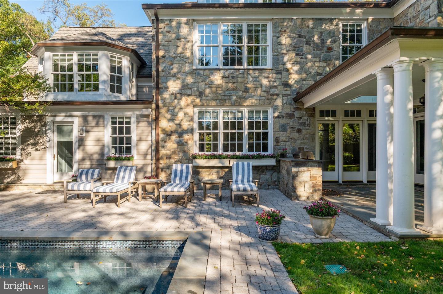 2950 CHAIN BRIDGE RD NW, WASHINGTON, District Of Columbia 20016, 6 Bedrooms Bedrooms, ,7 BathroomsBathrooms,Residential,For sale,2950 CHAIN BRIDGE RD NW,DCDC2227966 MLS # DCDC2227966