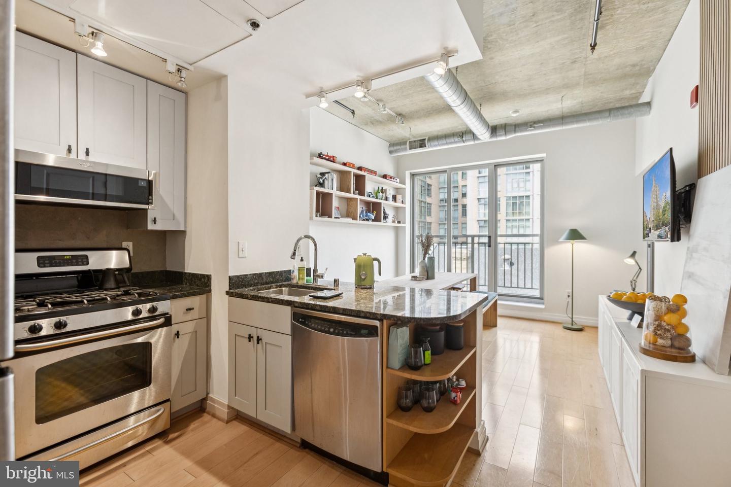 301 MASSACHUSETTS AVE NW #606, WASHINGTON, District Of Columbia 20001, 1 Bedroom Bedrooms, ,1 BathroomBathrooms,Residential,For sale,301 MASSACHUSETTS AVE NW #606,DCDC2227974 MLS # DCDC2227974