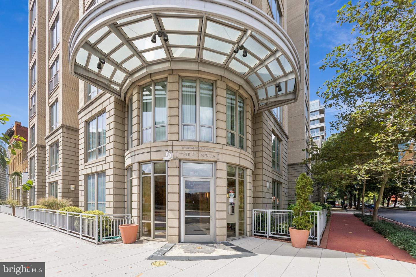 301 MASSACHUSETTS AVE NW #606, WASHINGTON, District Of Columbia 20001, 1 Bedroom Bedrooms, ,1 BathroomBathrooms,Residential,For sale,301 MASSACHUSETTS AVE NW #606,DCDC2227974 MLS # DCDC2227974