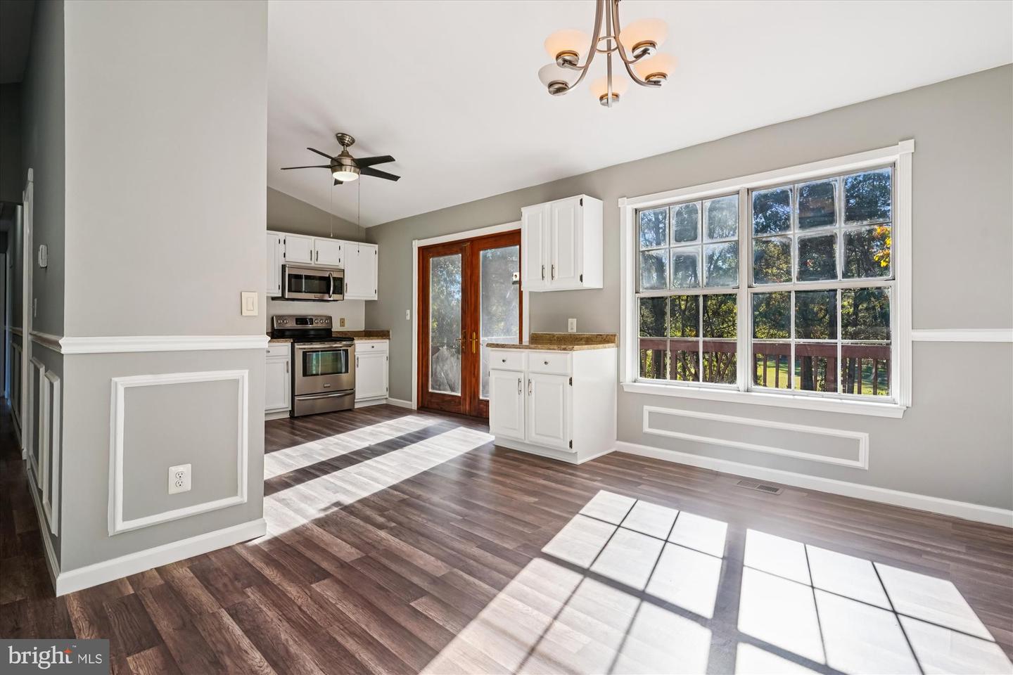 10138 FOREST HILL CIR, MANASSAS, Virginia 20110, 4 Bedrooms Bedrooms, ,3 BathroomsBathrooms,Residential,For sale,10138 FOREST HILL CIR,VAMN2009536 MLS # VAMN2009536