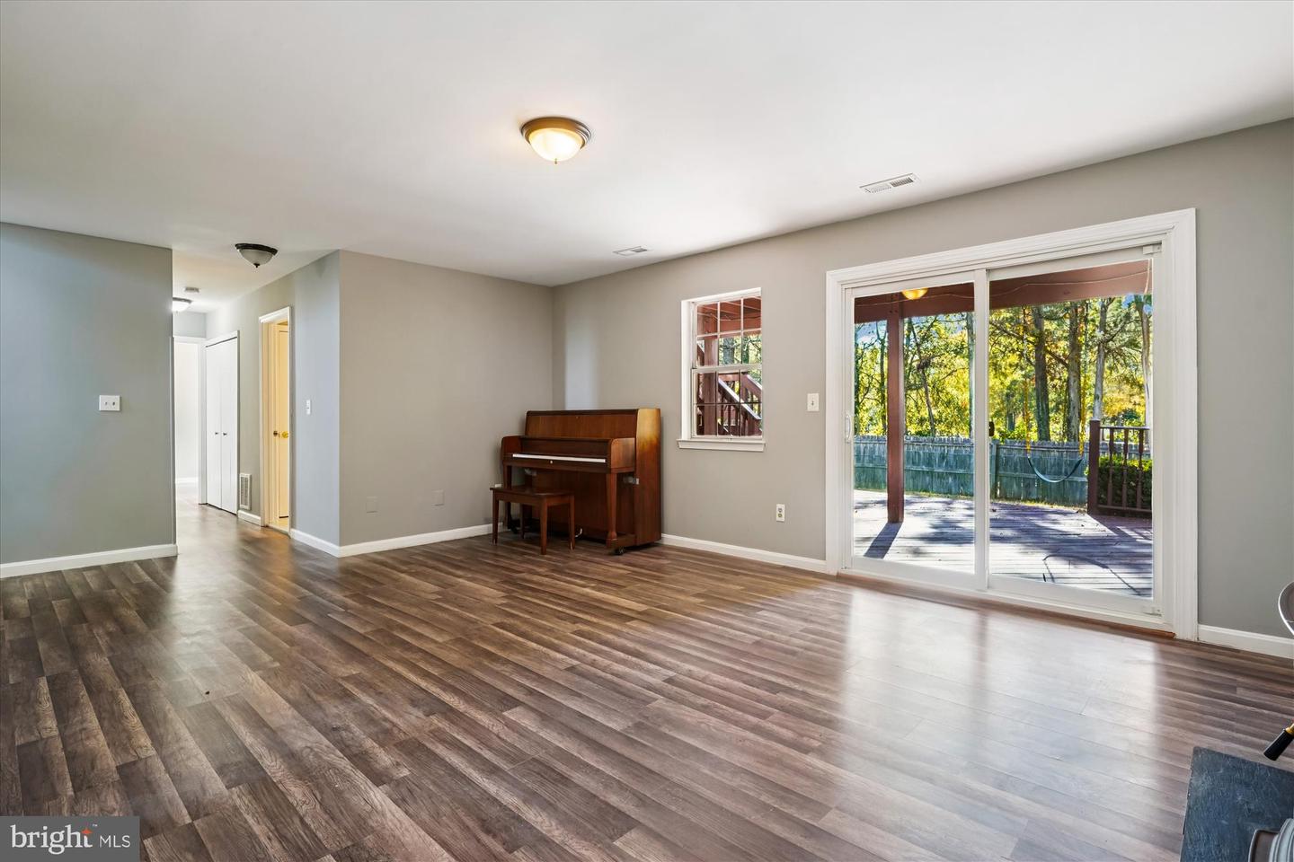 10138 FOREST HILL CIR, MANASSAS, Virginia 20110, 4 Bedrooms Bedrooms, ,3 BathroomsBathrooms,Residential,For sale,10138 FOREST HILL CIR,VAMN2009536 MLS # VAMN2009536