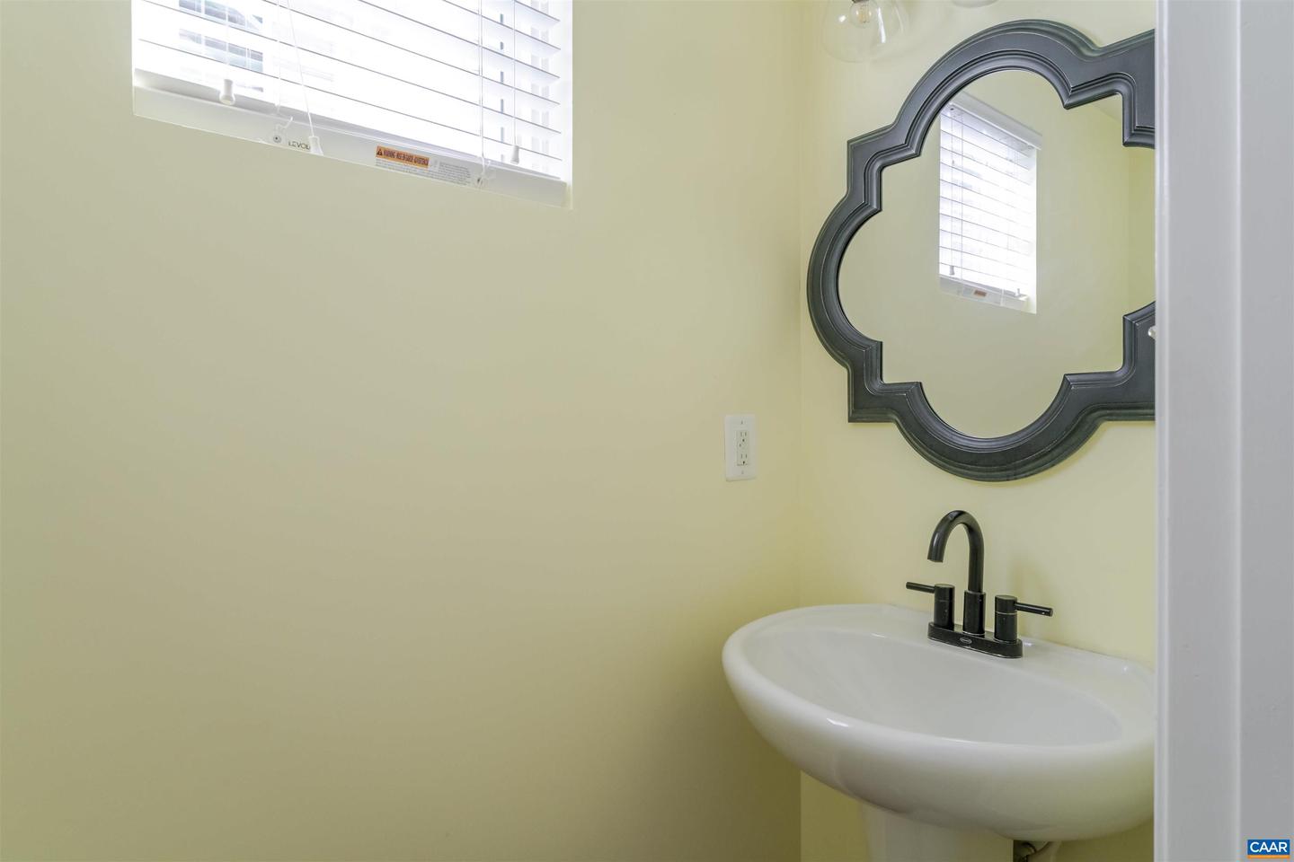 4517 BRIARWOOD DR, CHARLOTTESVILLE, Virginia 22911, 3 Bedrooms Bedrooms, ,3 BathroomsBathrooms,Residential,For sale,4517 BRIARWOOD DR,670210 MLS # 670210
