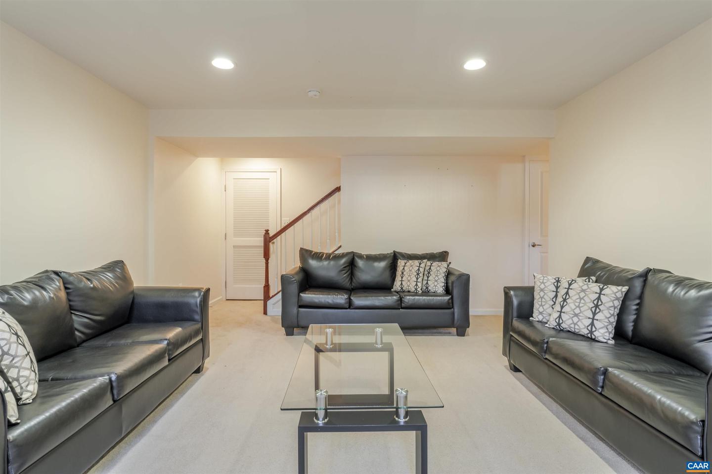 4517 BRIARWOOD DR, CHARLOTTESVILLE, Virginia 22911, 3 Bedrooms Bedrooms, ,3 BathroomsBathrooms,Residential,For sale,4517 BRIARWOOD DR,670210 MLS # 670210