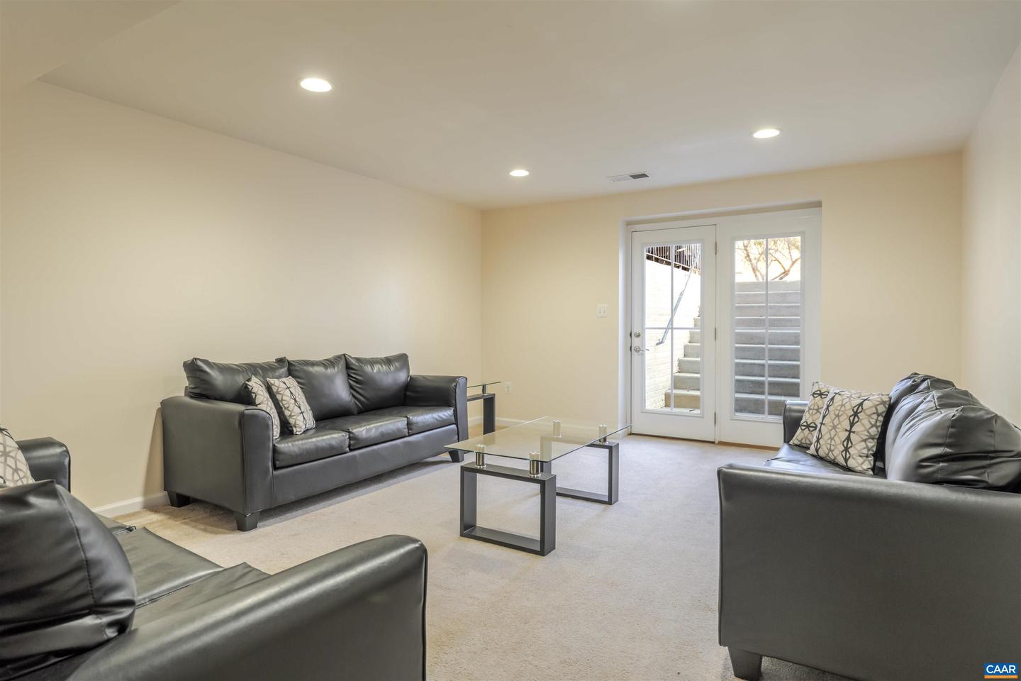 4517 BRIARWOOD DR, CHARLOTTESVILLE, Virginia 22911, 3 Bedrooms Bedrooms, ,3 BathroomsBathrooms,Residential,For sale,4517 BRIARWOOD DR,670210 MLS # 670210