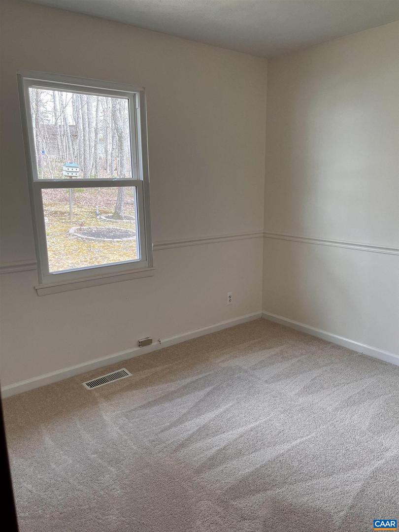 4646 WOODS EDGE RD, TROY, Virginia 22974, 3 Bedrooms Bedrooms, ,1 BathroomBathrooms,Residential,For sale,4646 WOODS EDGE RD,662768 MLS # 662768